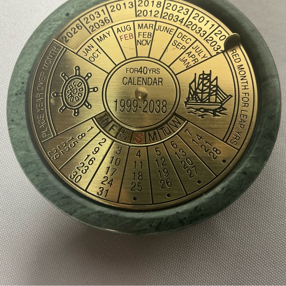 40 Year Calendar 1999-2038 Brass & Jade - Picture 2 of 7